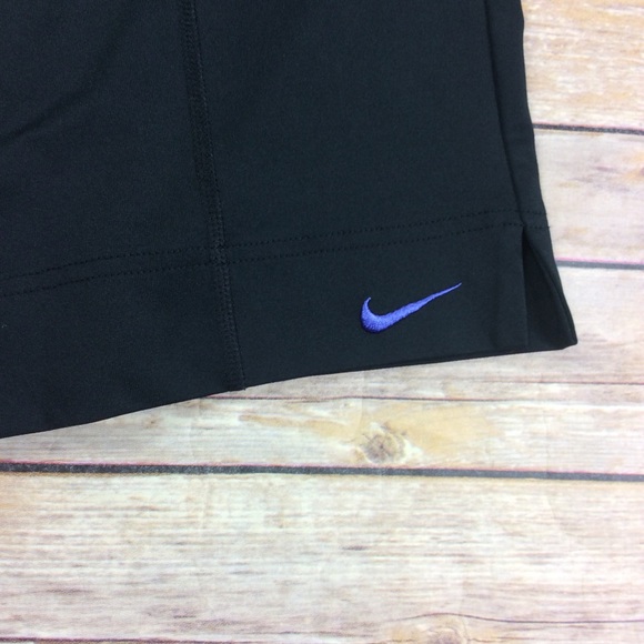Nike Dri-Fit Womens Size XS Black Blue Capri Pants - Picture 3 of 6